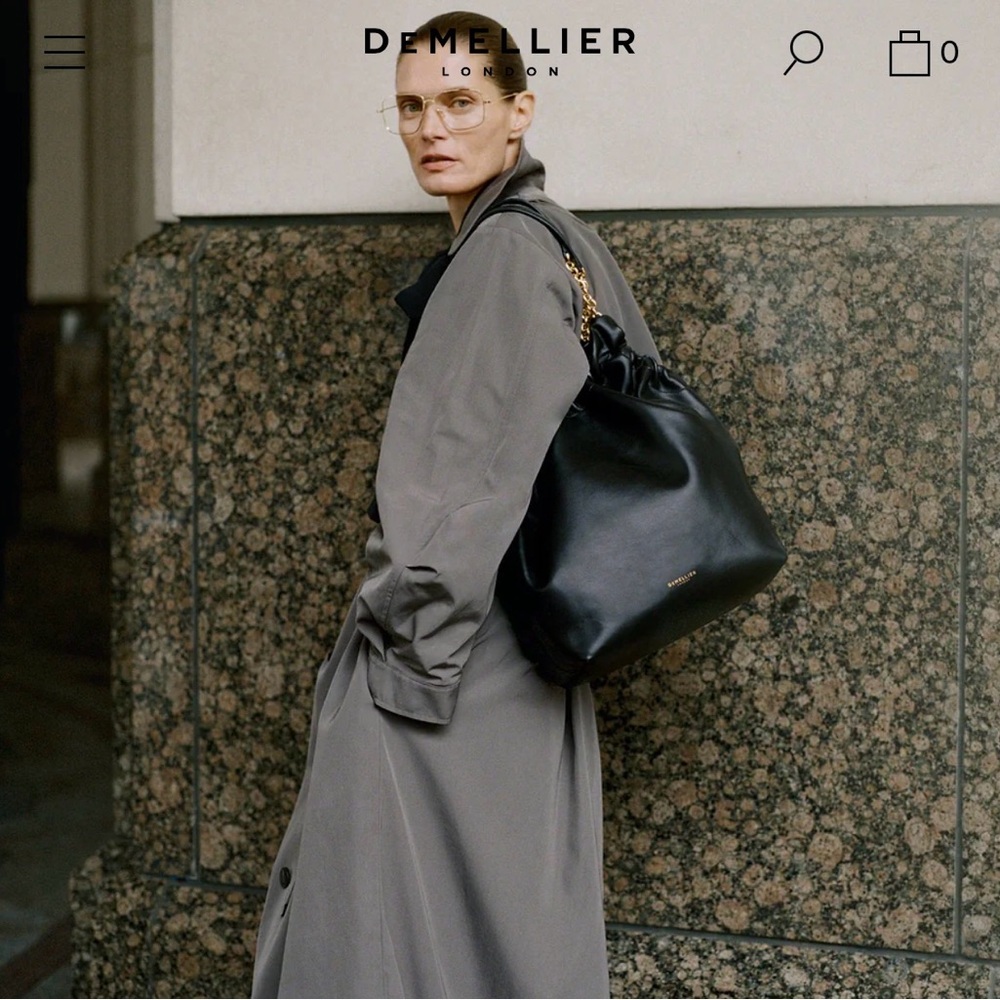 DeMellier Black Shoulder Bag with Gold Chain - Picture 5 of 9